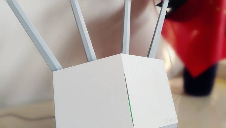 安全好用的家庭防火墙路由