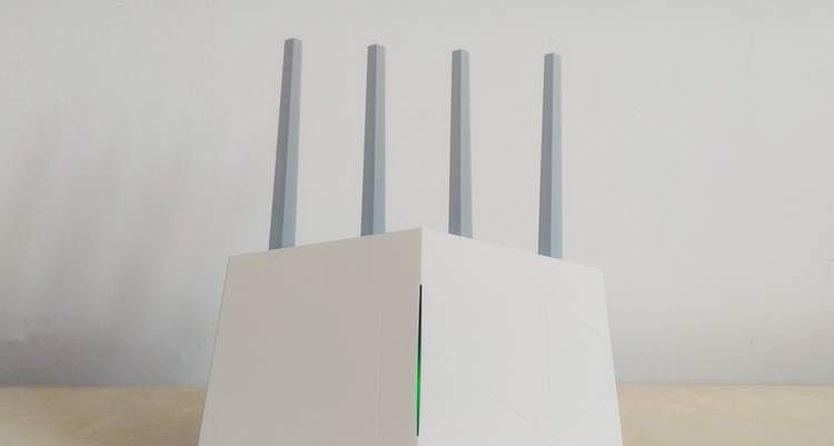 安全好用的家庭防火墙路由