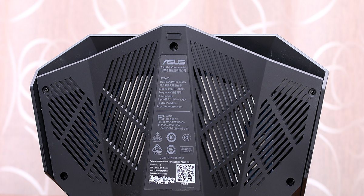 打通网络游戏任督二脉，华硕 WiFi6 电竞路由器 RT-AX82U 上手玩