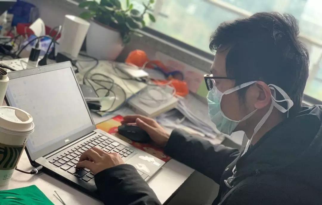 年纪轻轻就出了本书,羡慕!