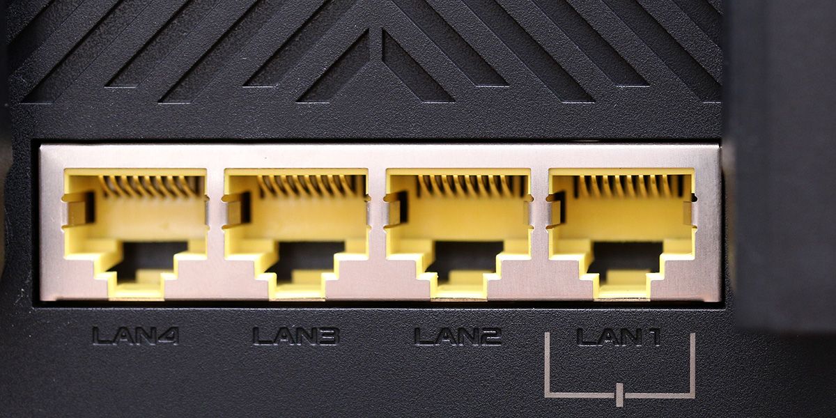 打通网络游戏任督二脉，华硕 WiFi6 电竞路由器 RT-AX82U 上手玩