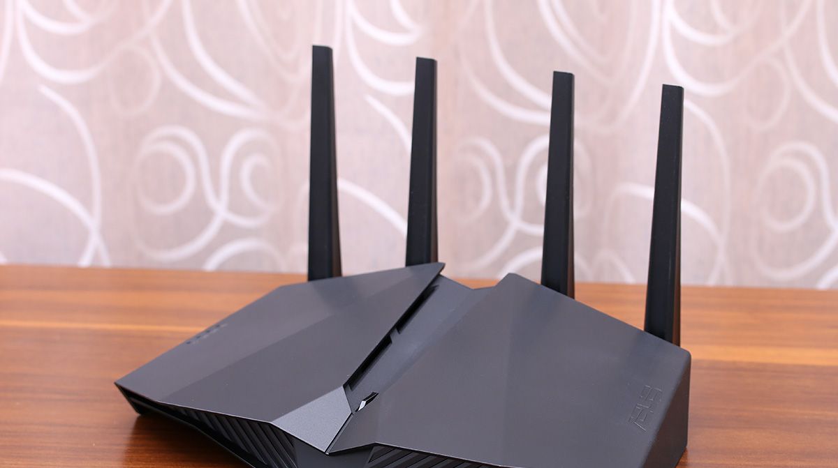 打通网络游戏任督二脉，华硕 WiFi6 电竞路由器 RT-AX82U 上手玩