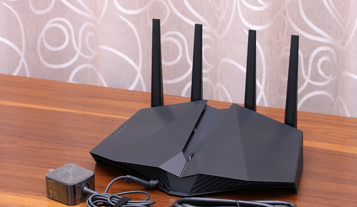 打通网络游戏任督二脉，华硕 WiFi6 电竞路由器 RT-AX82U 上手玩