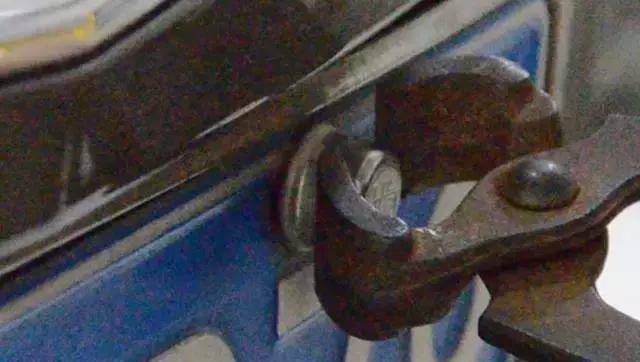 导航、泊车、防盗都有，不得不装的360全景行车记录仪安装教程