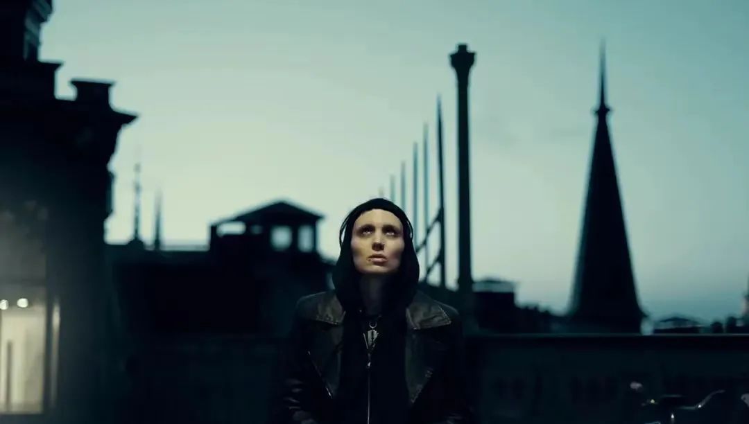 靠「抄袭」,他又赢麻了