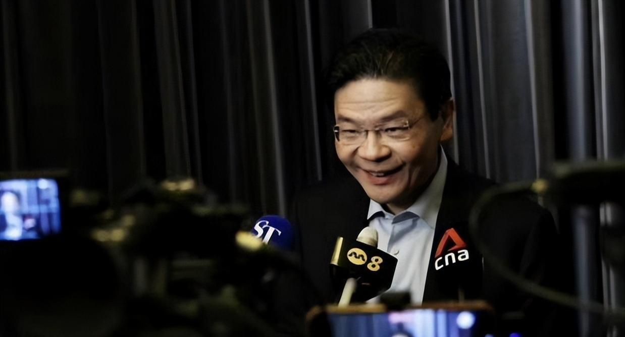 新加坡求锤得锤，还没与印度搞联合巡逻，中方的反击先到