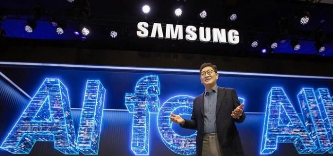 字节豆包推出 AI 智能体耳机;小米 SU7 Ultra 首次征战纽北遇雨;任天堂推出「体感闹钟」