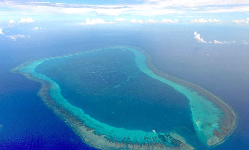 黄岩岛实施填海造陆，美国真敢与我开战？郭正亮说，这是美国底线