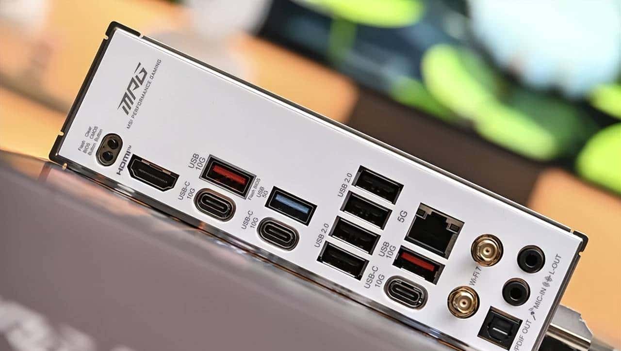 AMD ATX 白色装机新宠——微星 MPG B850 EDGE TI WIFI 刀锋钛开箱简测