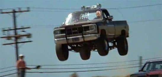 「游戏车」详解游戏《Burnout Paradise》里的车辆梗