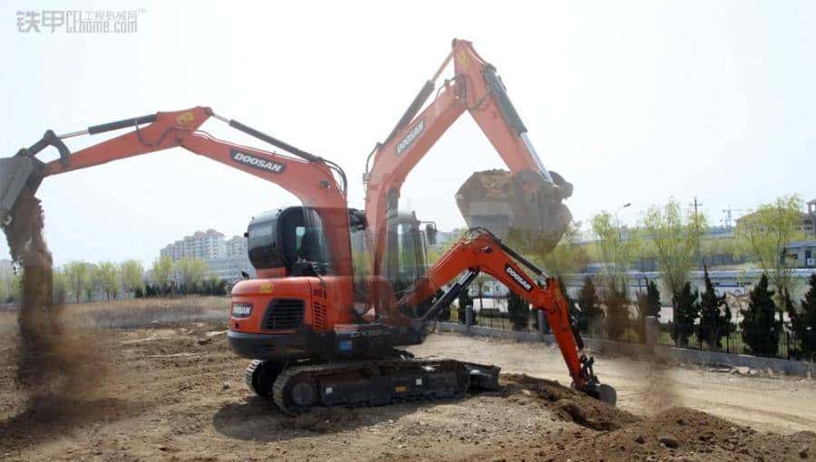 挖机评测 斗山DX55-9C对垒DH55GOLD