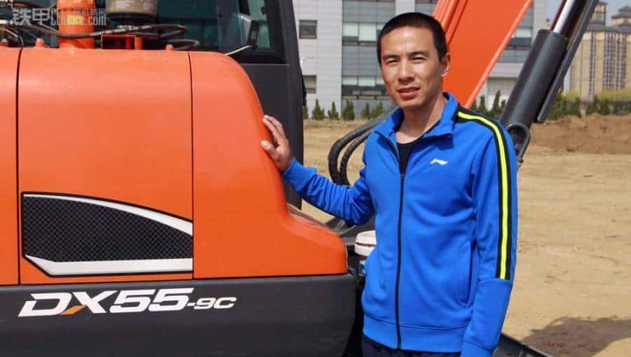 挖机评测 斗山DX55-9C对垒DH55GOLD
