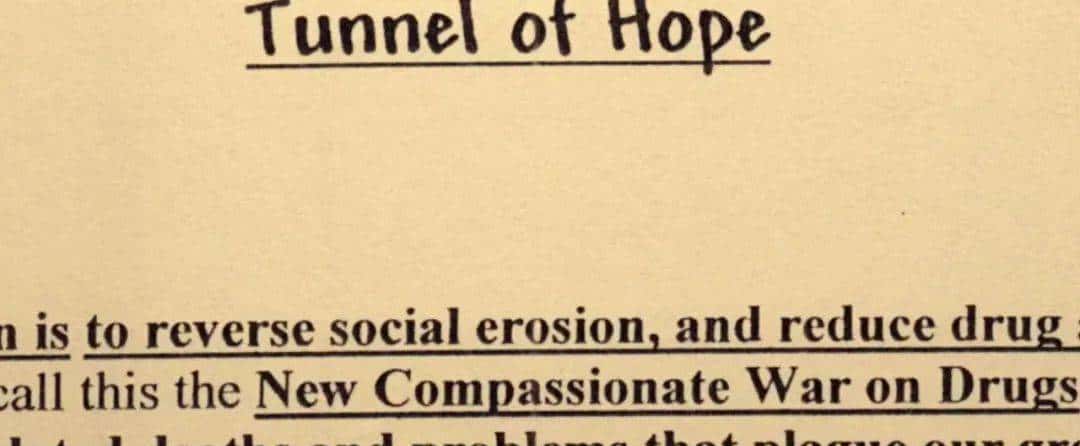 22年前，一宗枪杀案，牵出美国豪门萨克勒家族，一条灰色产业链
