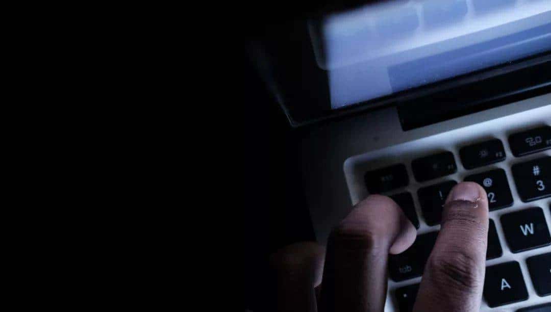 仅改30行Linux代码,立马省电30%?滑铁卢大学团队“神补丁”,已被Linux 6.13并入!