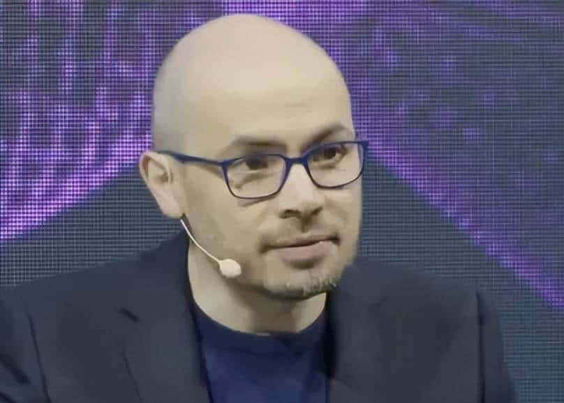 他一人撑起谷歌90%的AI宣传，劈柴真是挖到鬼才了