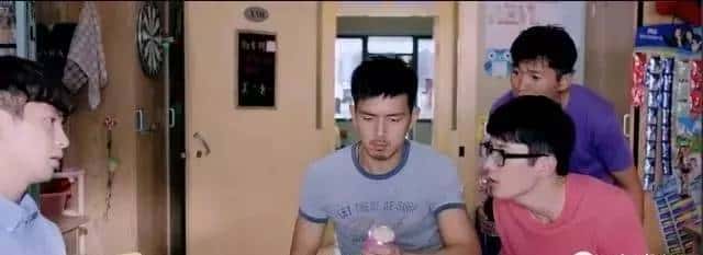 鲜·剧《睡兄弟》的字幕组火了,少年你知道什么叫happy cup吗?