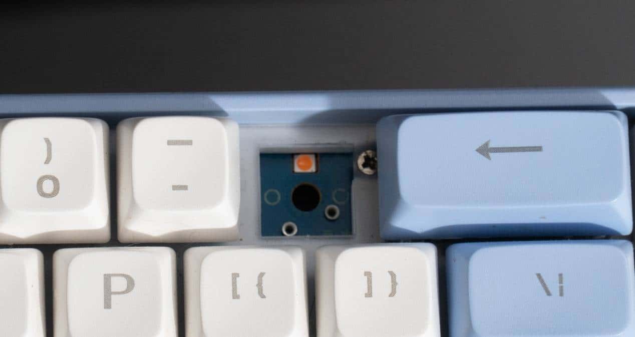 输入设备的进化之路——冯诺依曼架构下的键盘传奇