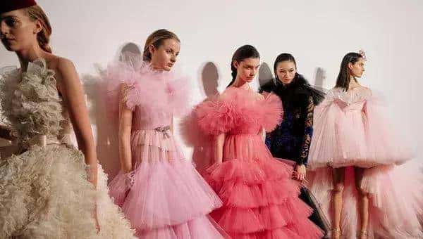 2019秋冬巴黎高定时装周正式落下帷幕了,盘点这场盛宴上那些美轮美奂的仙女裙