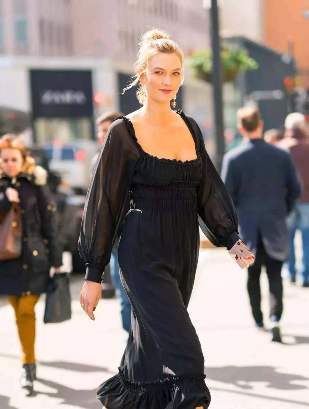 2019秋冬巴黎高定时装周正式落下帷幕了,盘点这场盛宴上那些美轮美奂的仙女裙