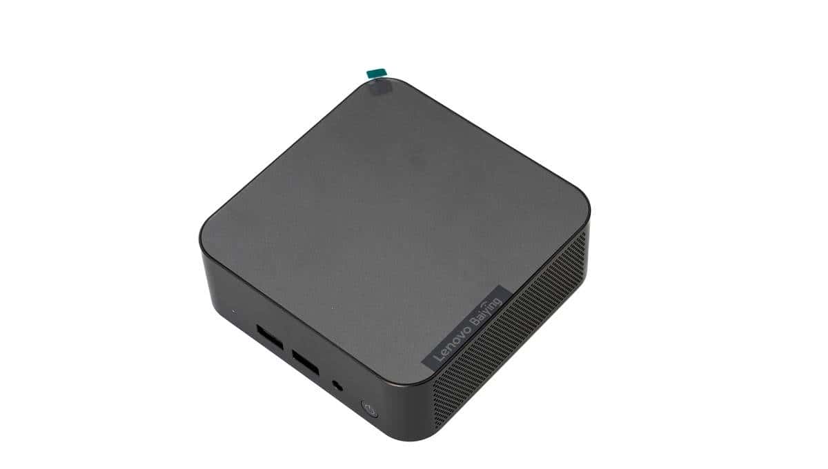 你怎么穿着品如的衣服？ 联想百应NUC13 锐龙版 迷你主机开箱