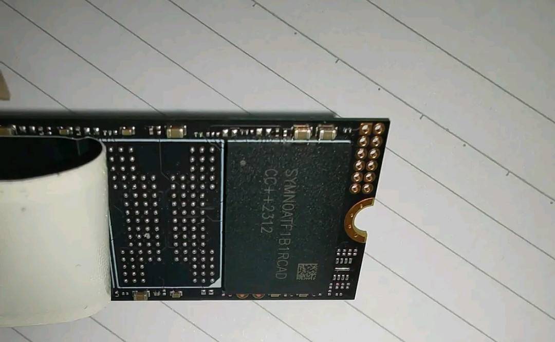 解毒廉价版“长存”PCIe4.0 SSD的接化发,国产固态3大问题