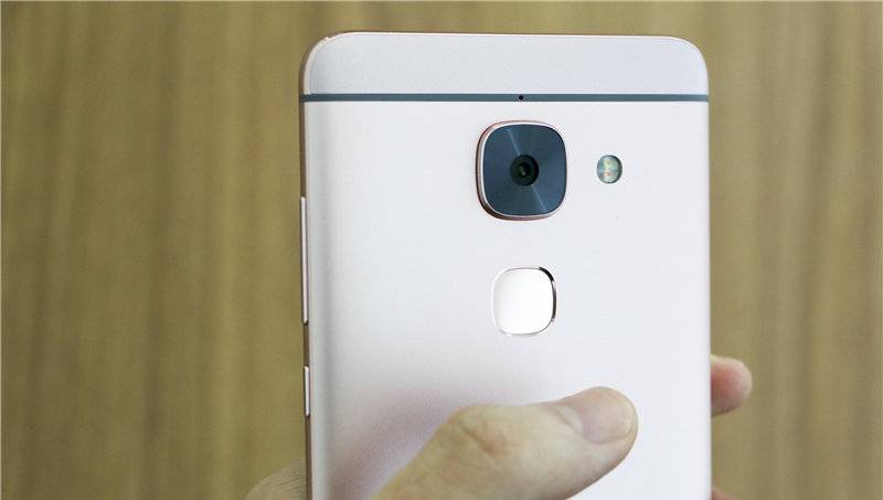 2000元能买到的最强配置：乐视·乐Max 2详细评测