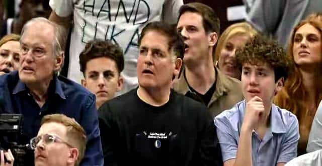 库班新身份回独行侠。围绕状元重建，2大球星被雪藏，克莱难甩手