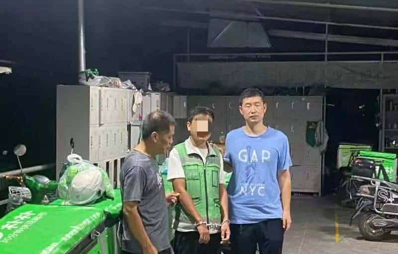 【夏季治安打击整治“百日行动”】福建福州公安持续开展夏夜治安巡查宣防聚焦统一行动