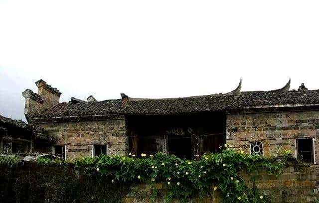 家有两不动，越动越没福：上等风水家庭的两不动是什么？