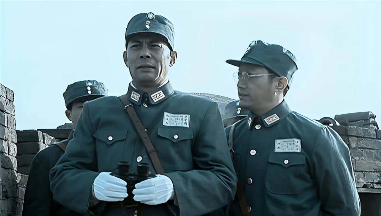 亮剑:难怪坂田会被李云龙一炮轰掉,你看他为啥把指挥部设在高处