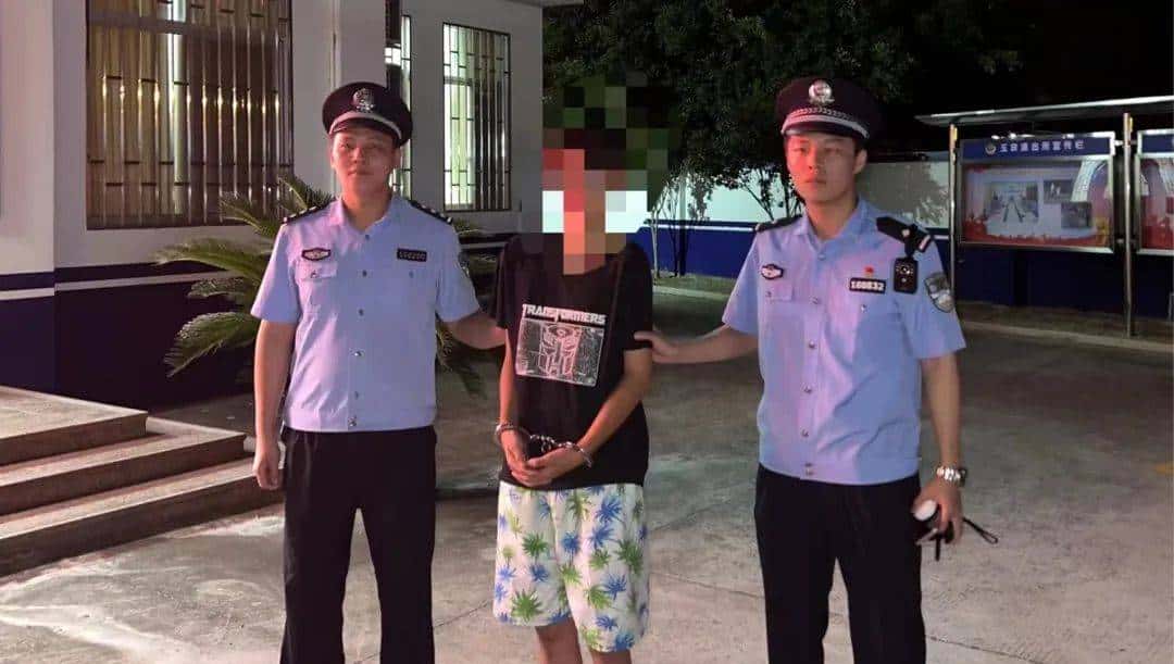 【夏季治安打击整治“百日行动”】福建福州公安持续开展夏夜治安巡查宣防聚焦统一行动