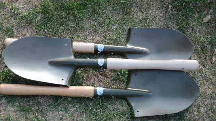 作为近战武器的中国兵工铲，展现出的威力让世人折服