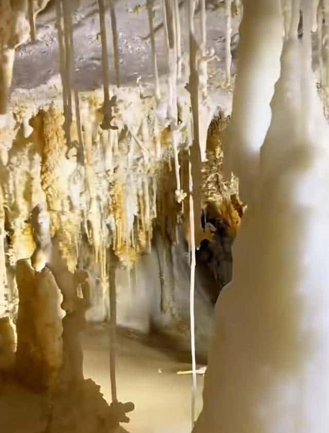 十四亿人不知道的人间仙境,石头“开花”,有谁见过?