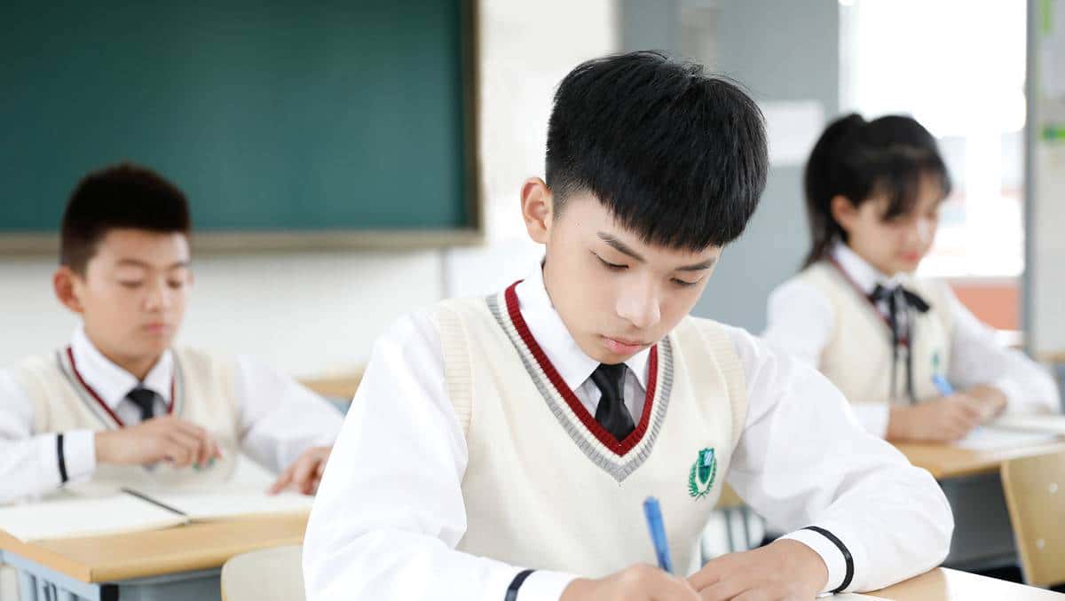 部编版五年级语文下册期末冲刺专项练习——词（近义词、反义词）