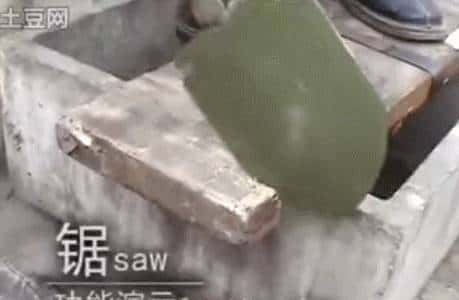 作为近战武器的中国兵工铲，展现出的威力让世人折服