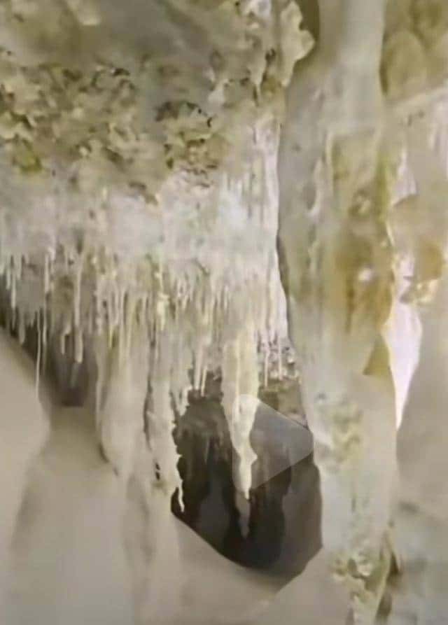 十四亿人不知道的人间仙境,石头“开花”,有谁见过?