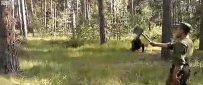 作为近战武器的中国兵工铲，展现出的威力让世人折服