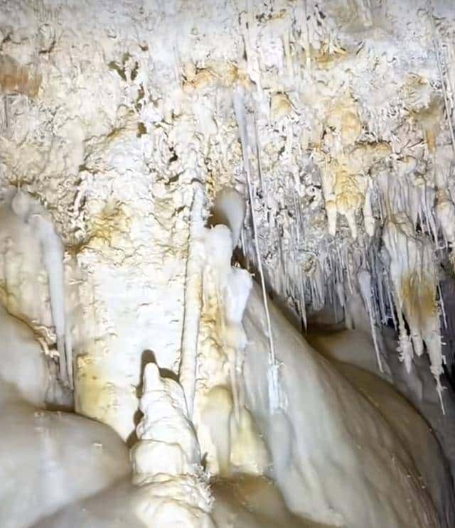 十四亿人不知道的人间仙境,石头“开花”,有谁见过?