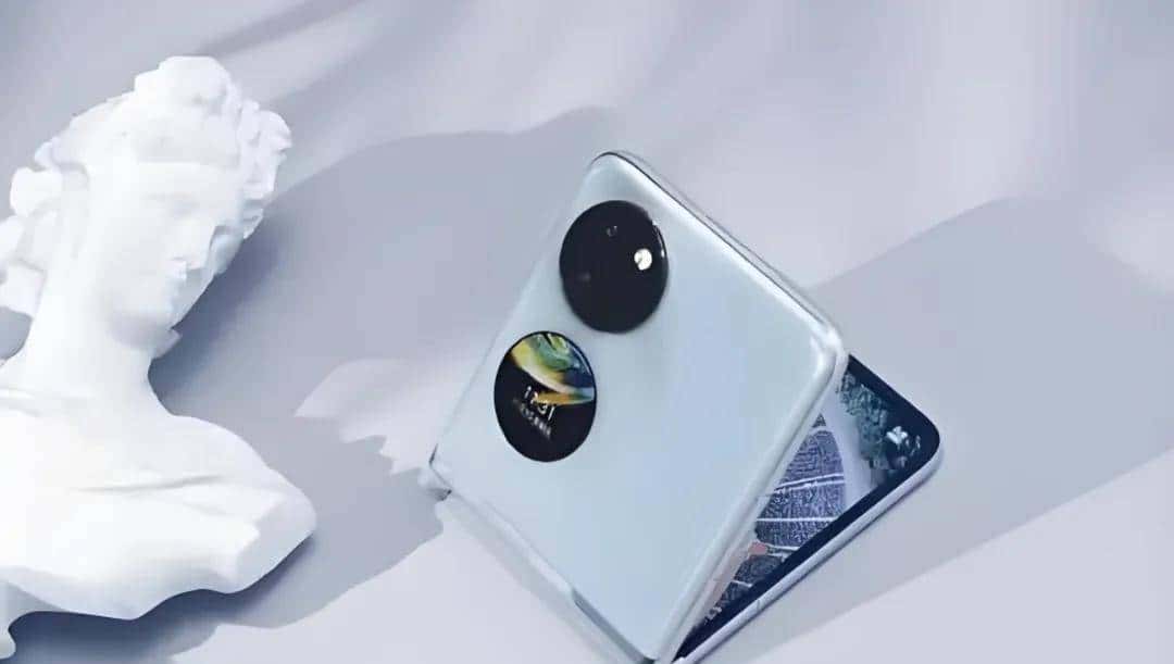 “你手机在振” 英文怎么说？千万别说 Your phone is shaking！