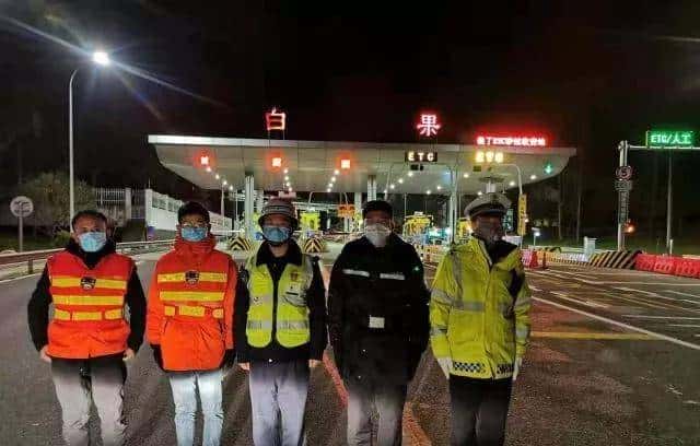 最新!杭州累计32例,重症8例!24小时查控入杭车辆,不配合将依法处置!2月9日前不错峰限行,西湖景区单双号限行!