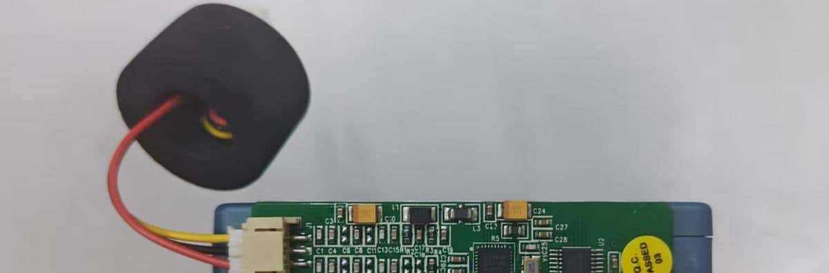 这个天线电路板是强力胶粘贴?太难拆了!拆解“身份证阅读器”