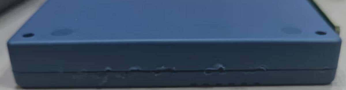 这个天线电路板是强力胶粘贴?太难拆了!拆解“身份证阅读器”