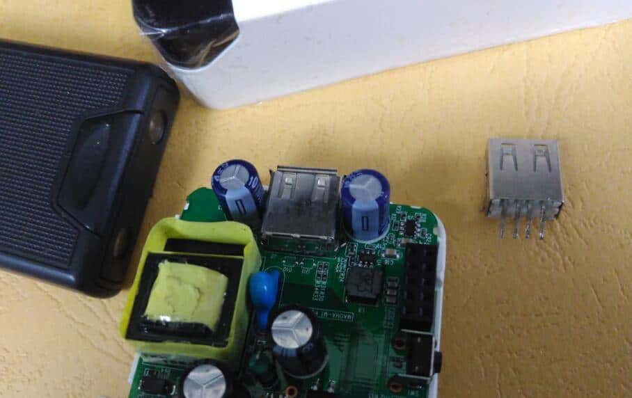 精选小猫智能管家-------一款让人刮目相看的插座