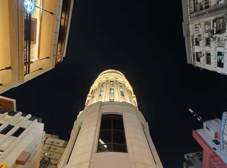 OPPO Find X9系列双机首测：不再摇摆，勇敢做自己