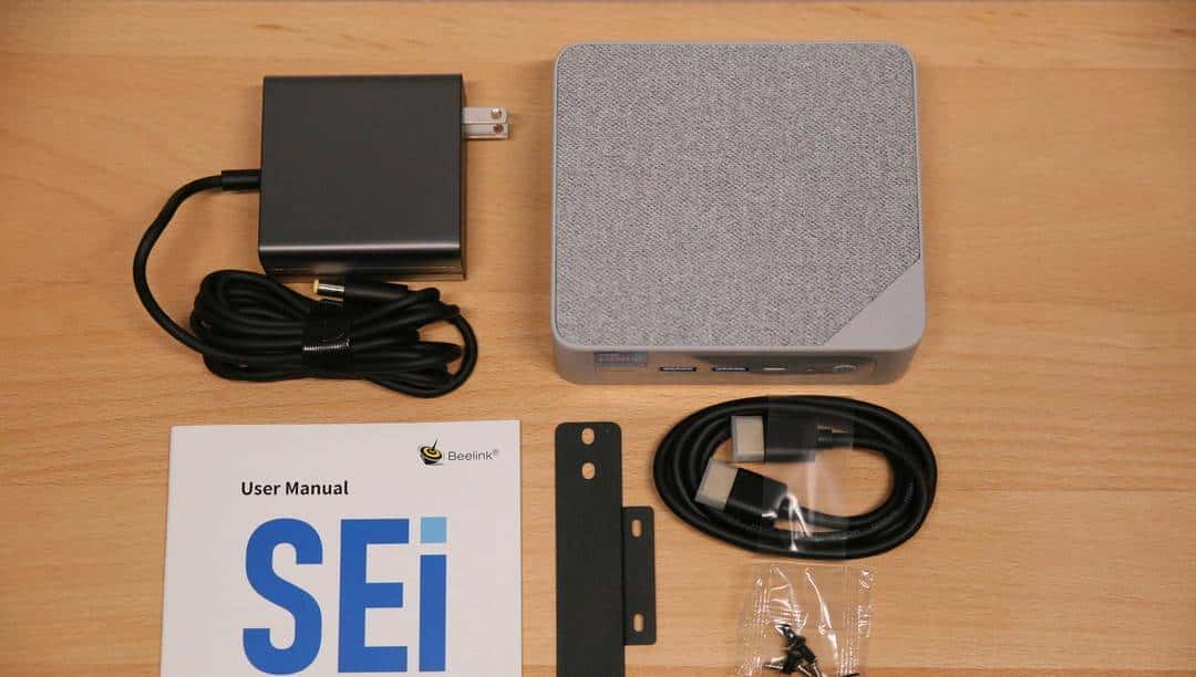 i5-12450H和i5-1240P选哪个？零刻SEi12迷你电脑对比评测宏碁S3