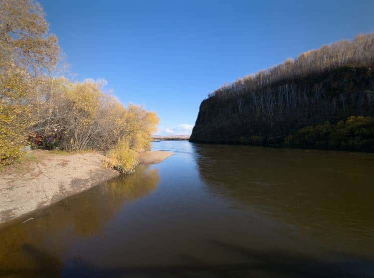 OPPO Find X9系列双机首测：不再摇摆，勇敢做自己