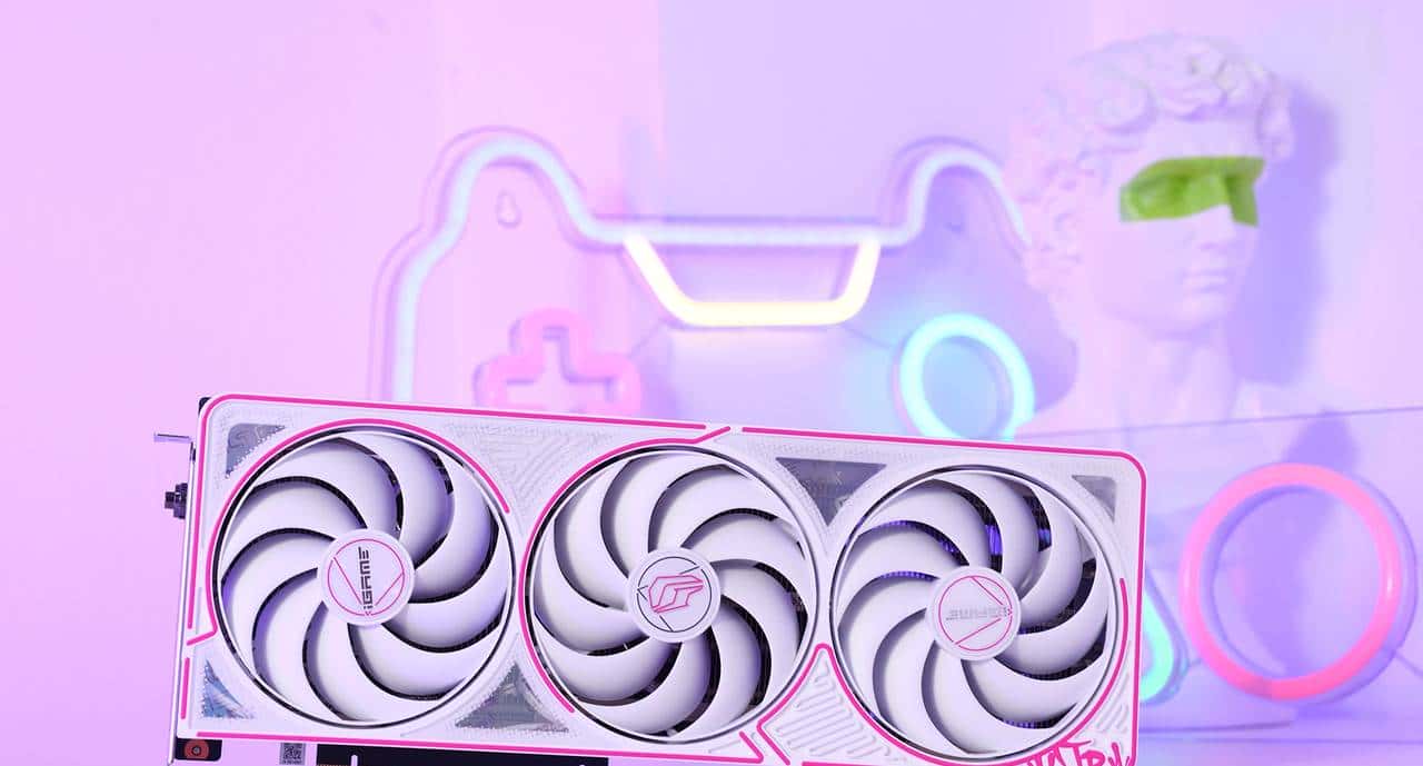 2K游戏神器 七彩虹iGame GeForce RTX 5070 Ultra W OC 12GB评测