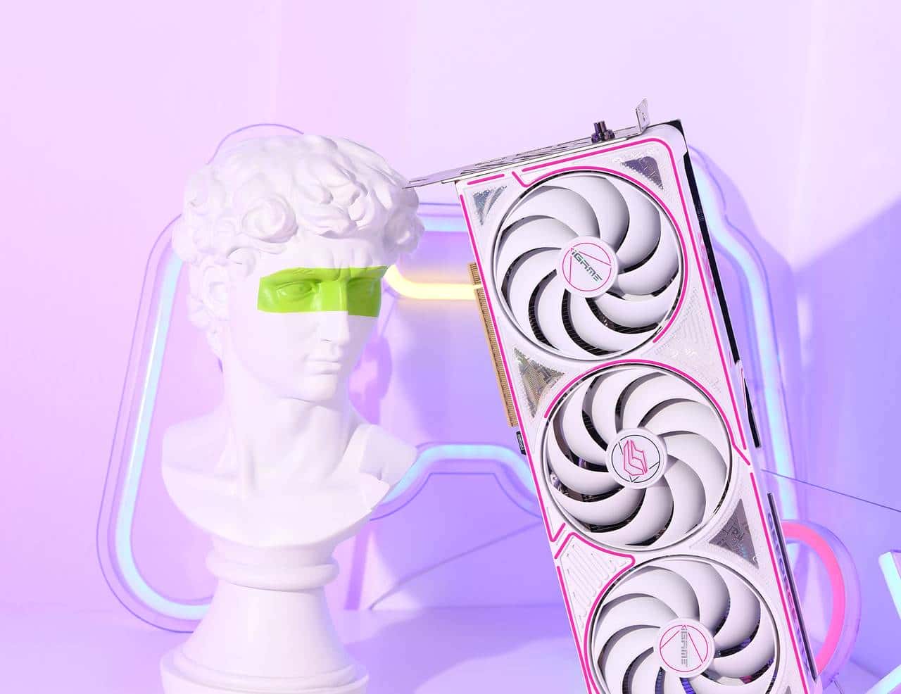 2K游戏神器 七彩虹iGame GeForce RTX 5070 Ultra W OC 12GB评测