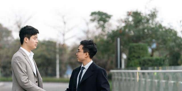 无论在哪上班，得罪了领导，别解释，别离职，就按这4点破局。