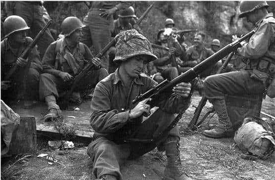 沉默杀手-诺曼底战役中的狙击手对决